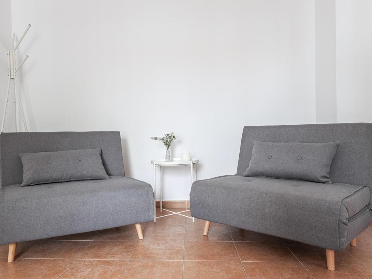 Algaba Pisc Planta Baja D Apartment La Algaba ภายนอก รูปภาพ